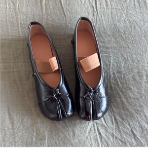 Chic Black Women's Flats